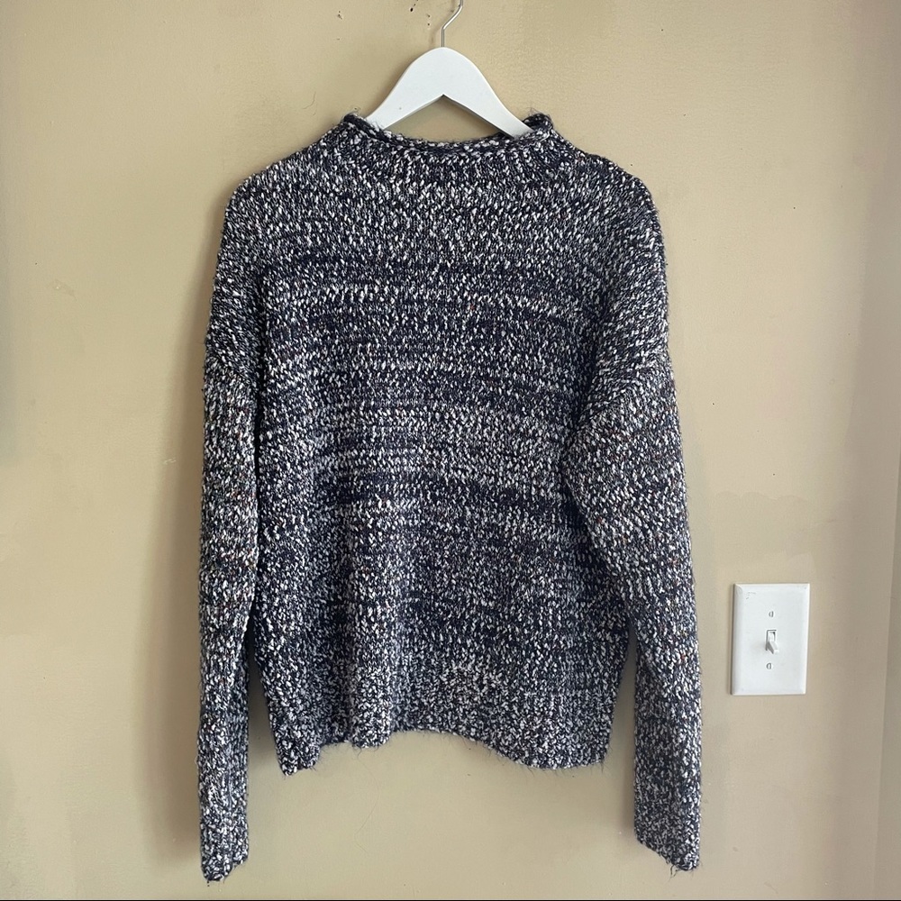 89th + Madison sweater (lg)